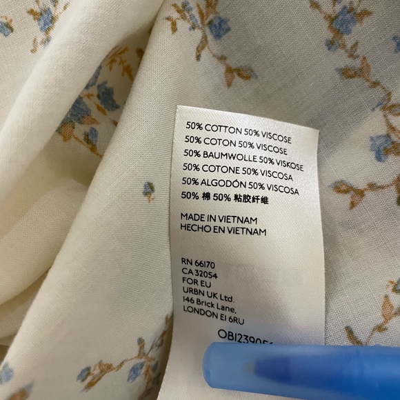 FREE PEOPLE Paloma Ivory Blue Floral Print Boho Long Sleeve Button Shirt Medium - Picture 12 of 13